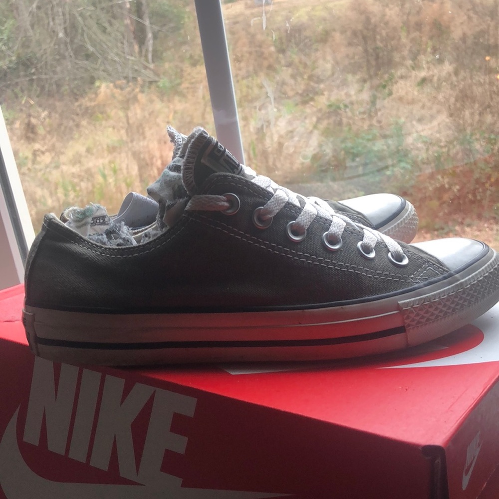 Grey Converse - Picture 3 of 4